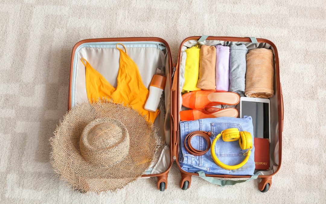 Cómo empacar la maleta perfecta para un viaje de verano